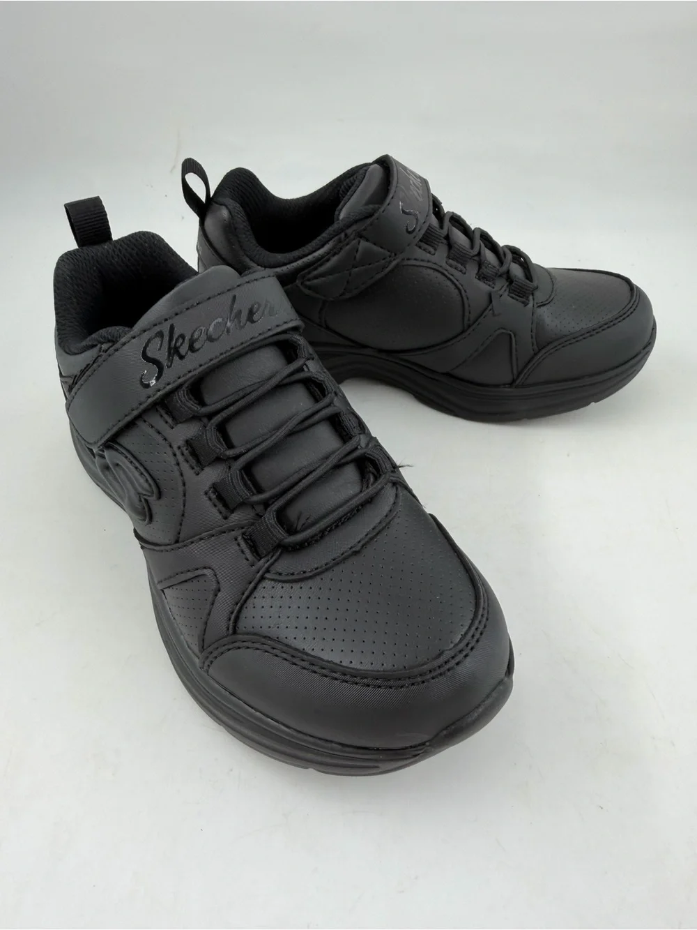 Skechers Kids' Black Athletic Sneakers -SZ 11.5- - Easy Hook & Loop Closure